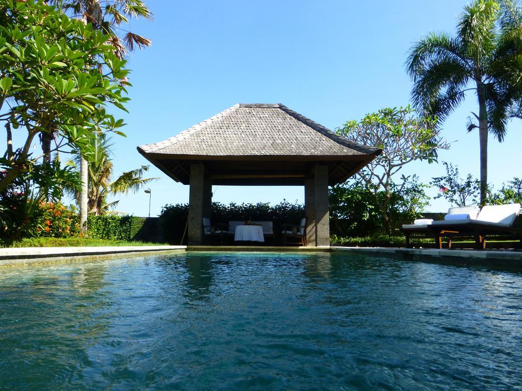 Villa Kawan Tanah Lot  Phòng bức ảnh